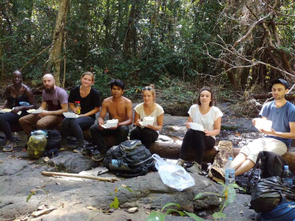 Ratanakiri Farmhouse & Trekking Banlung Exteriör bild