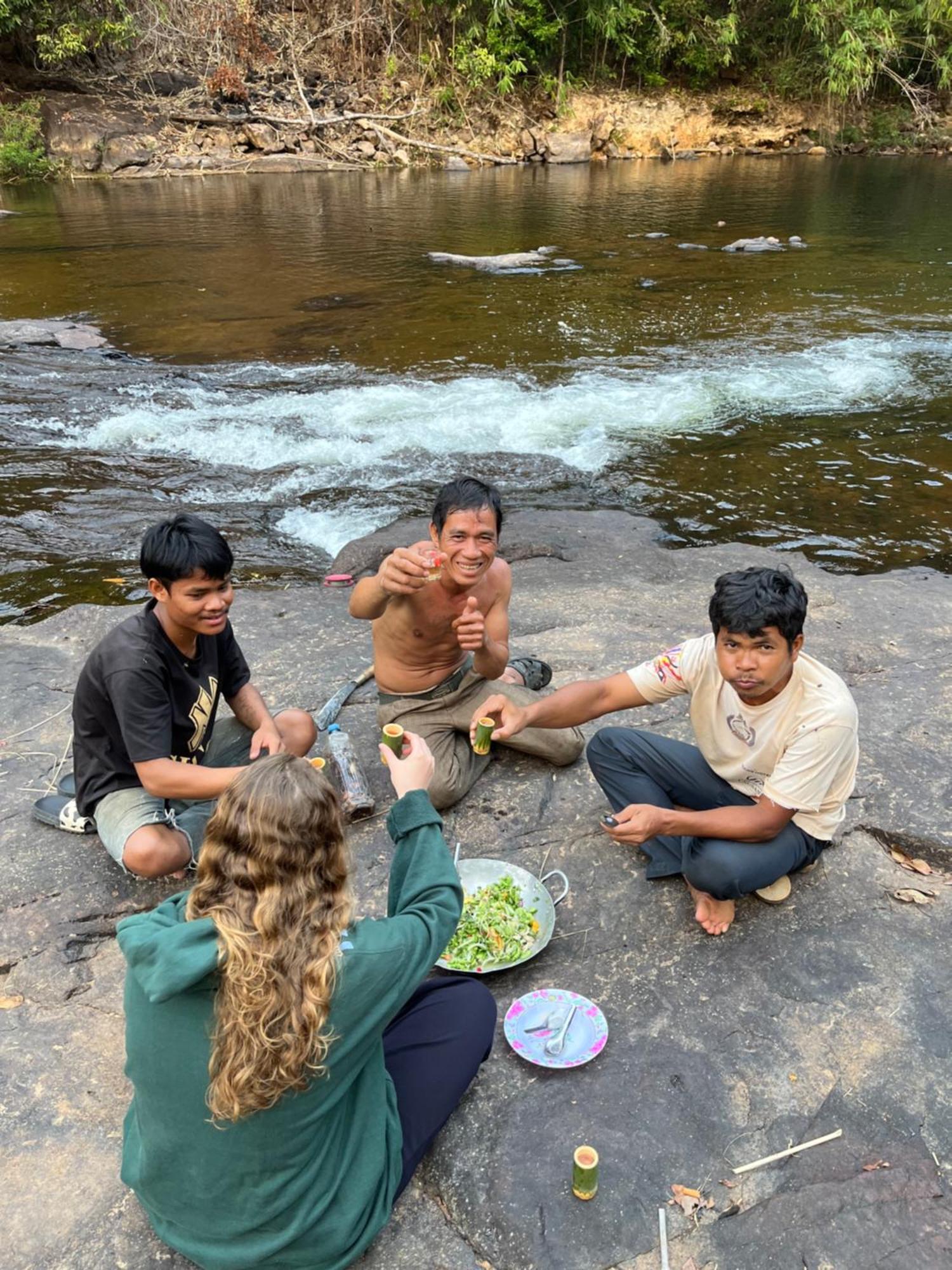 Ratanakiri Farmhouse & Trekking Banlung Exteriör bild